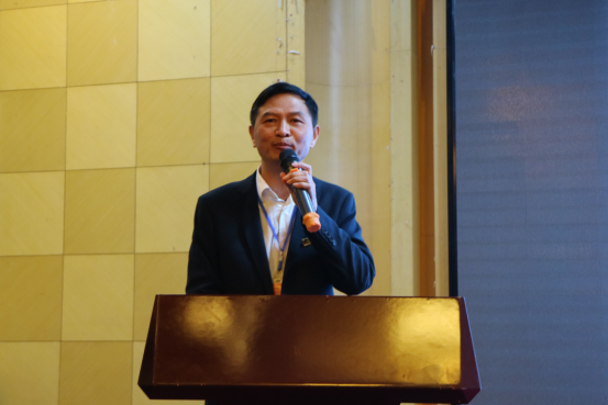 任弼时纪念馆副馆长符国凡作《浅析湖南名人故居的整体特征》发言