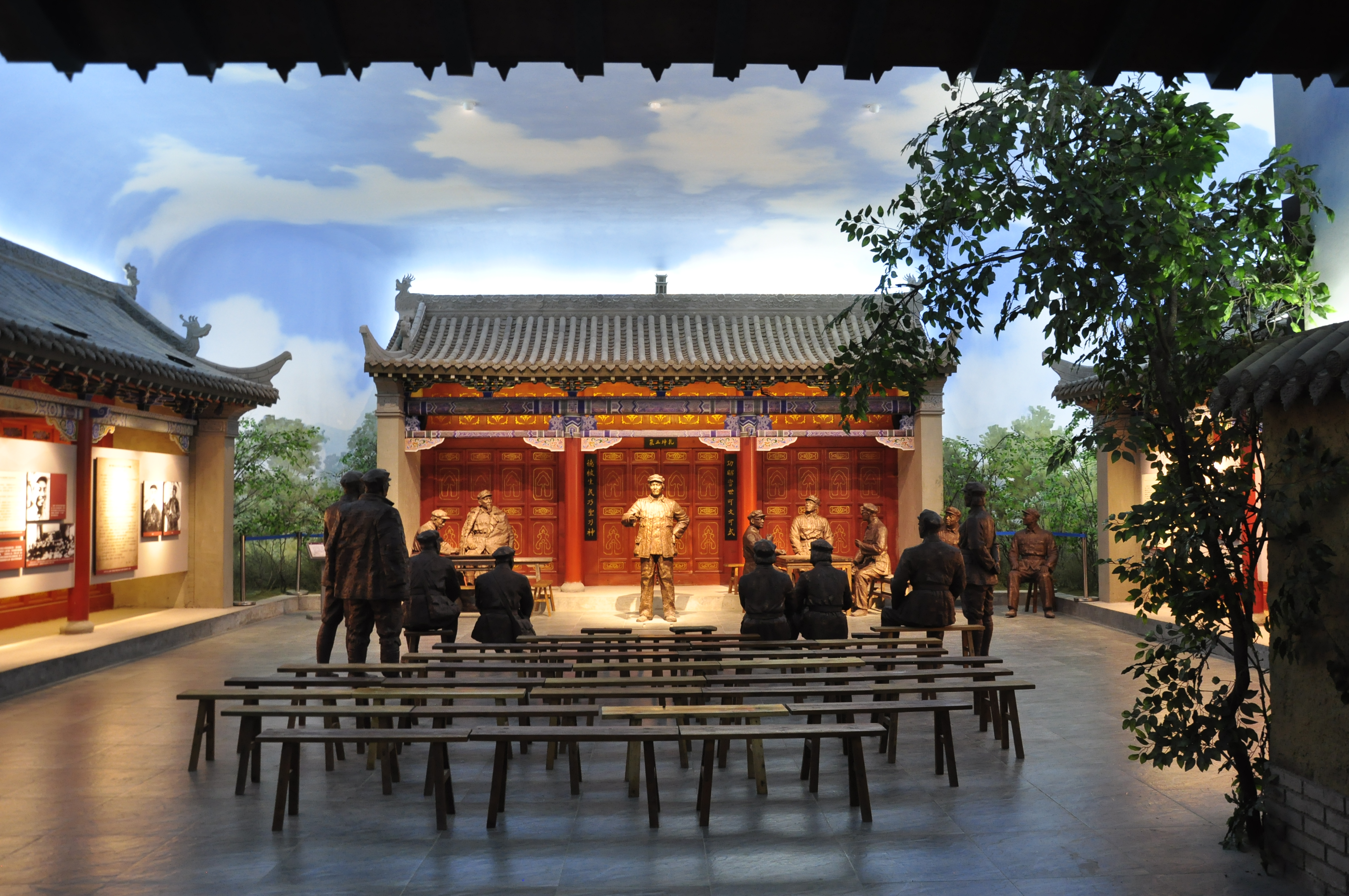 1.8.1红一方面军团以上干部会议场景1.JPG